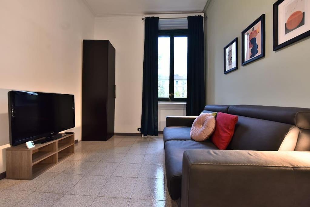 Caseospitali - Angolo Bernini Trilocale Luminoso Apartman Milánó Kültér fotó